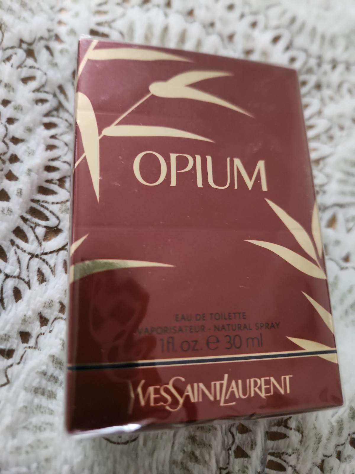 Vintage Opium Yves Saint Laurent 1oz eu de toilette Sealed