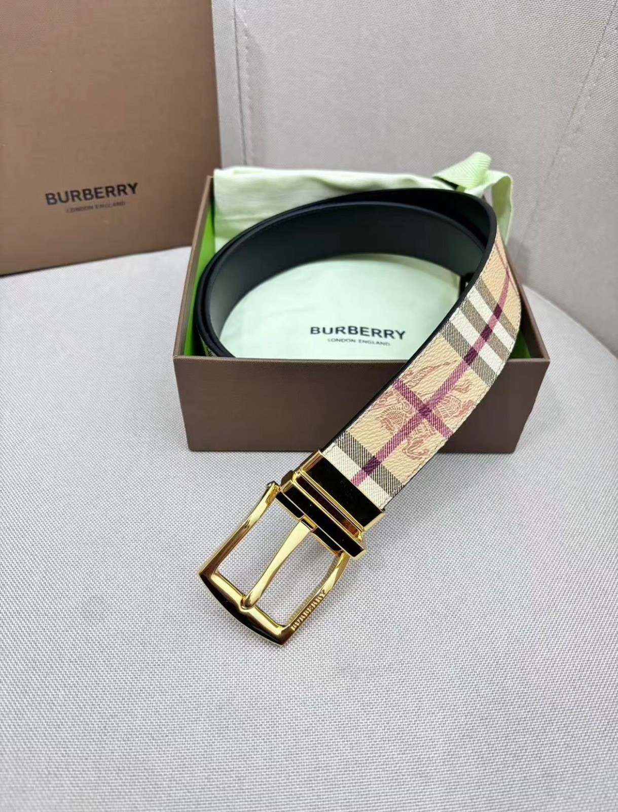 Burberry Vintage Check Gold Buckle Belt Size 26-42 Men’s