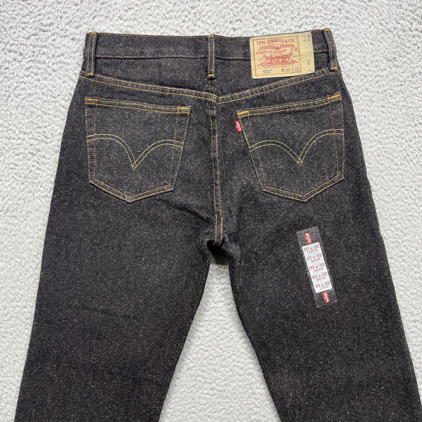 Vintage Levis 501 Jeans Mens 30x32 Black Nappy Raw Wash Denim Straight USA