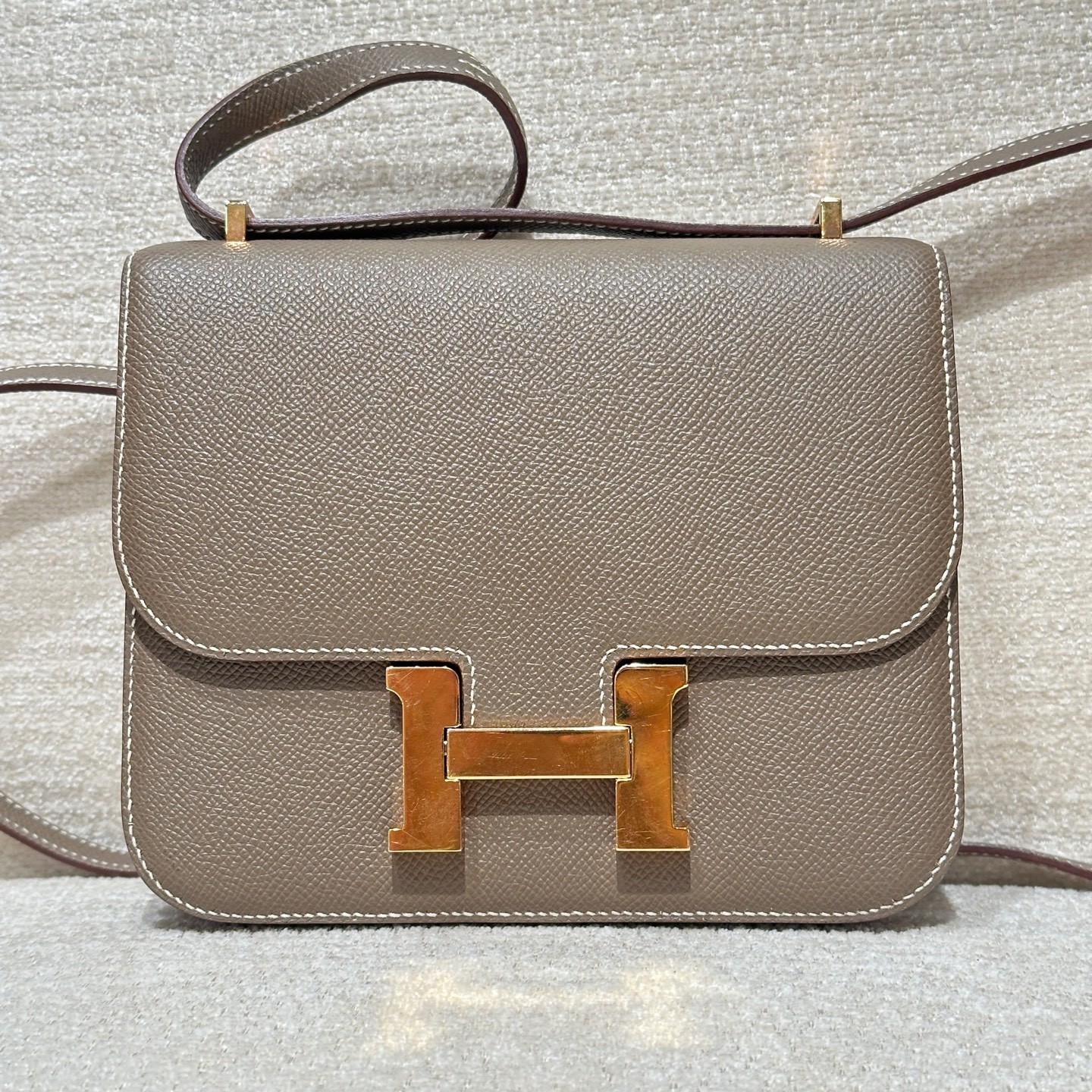 AUTH Hermes Constance 19 Etoupe Grey Leather Gold HW Crossbody Shoulder Bag