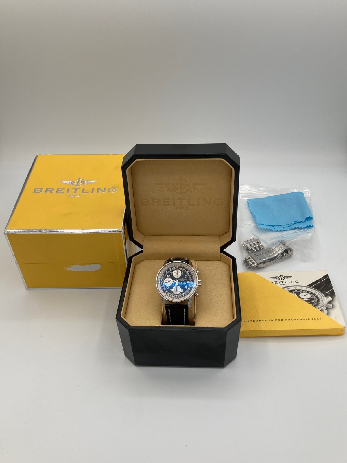 Breitling Old Navitimer II A13022.1 41mm Automatic Chronograph Box Papers