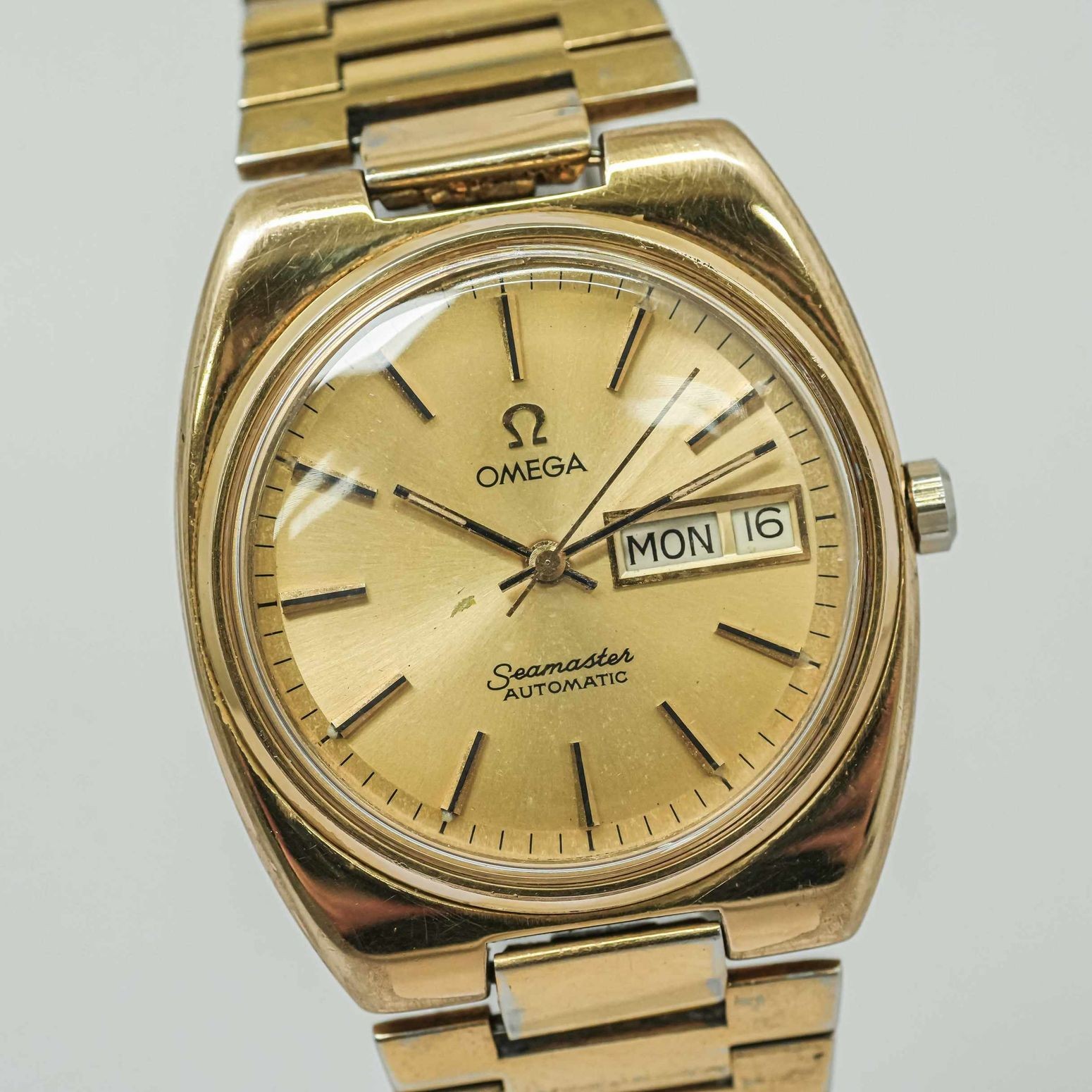 **Vintage 1982** OMEGA Seamaster Cal.1020 Automatic Gold Day/Date 17J 35mm Men's