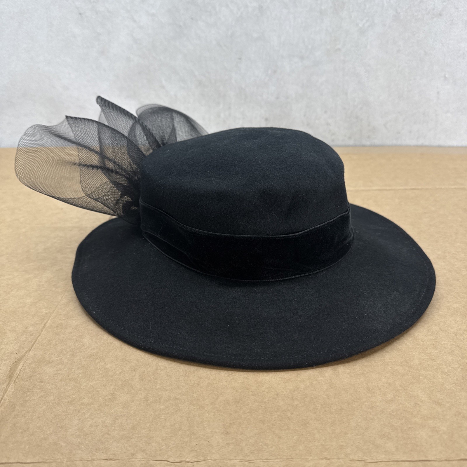Rollman Women’s Black Wool Felt Wide Brim Dress Hat Mesh Bow Vintage Style