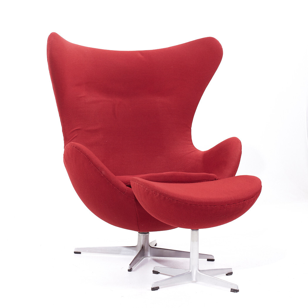 Arne Jacobsen for Fritz Hansen Mid Century Egg Chair and Ottoman