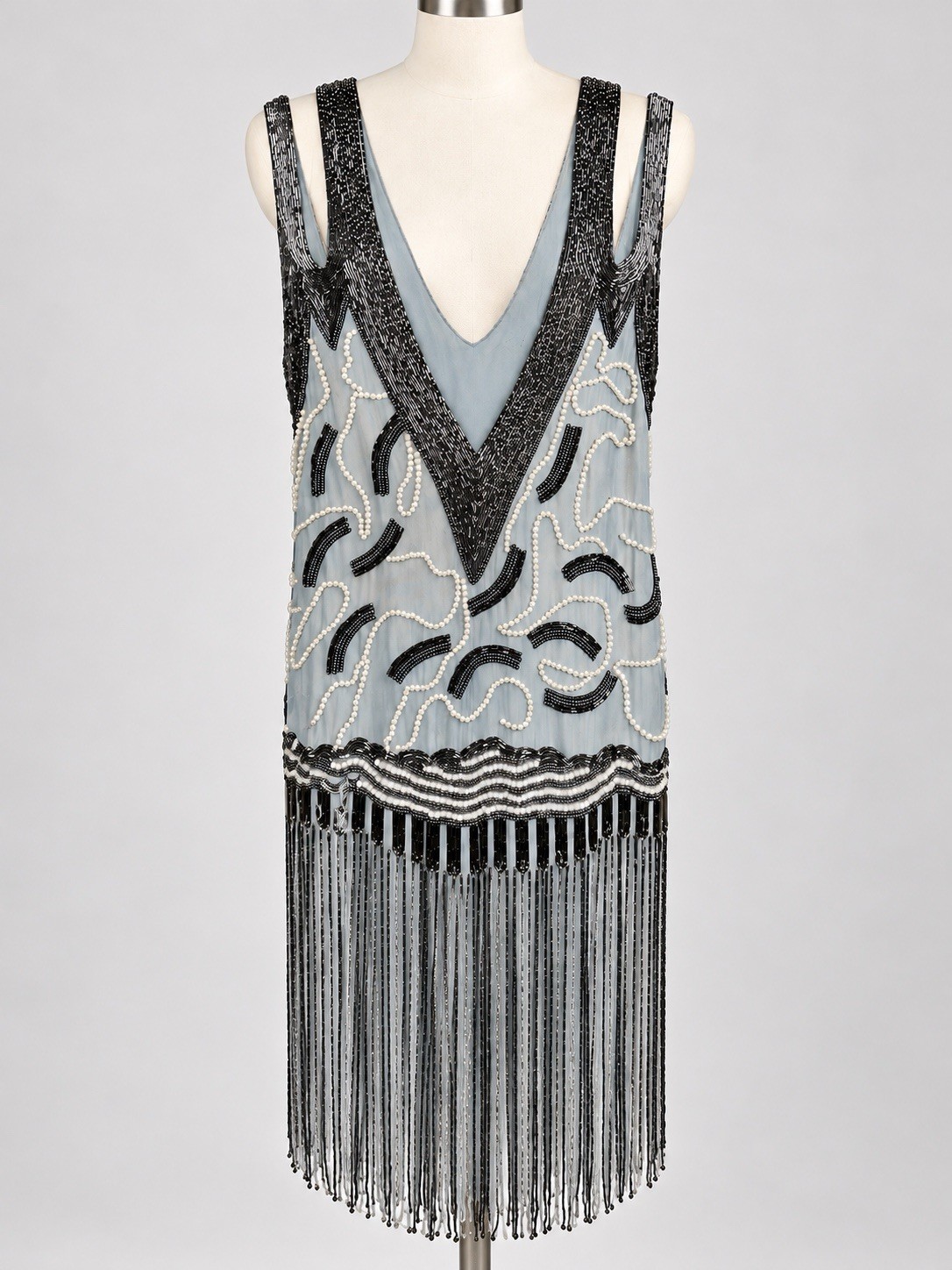 Vintage  Art Deco 1920s  Dress Black Silver Pearl Beaded Size 8-10