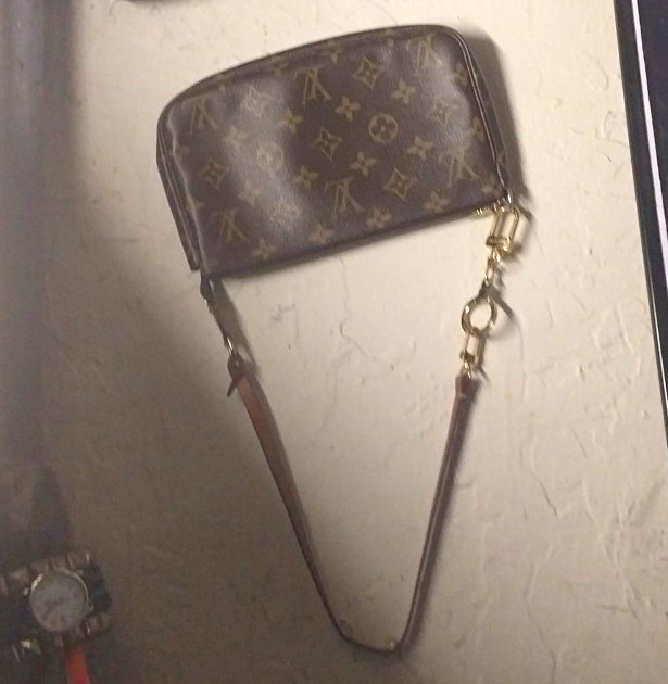 Louis Vuitton Pochette Accessoires Monogram Canvas Zip Shoulder Bag w/ Strap