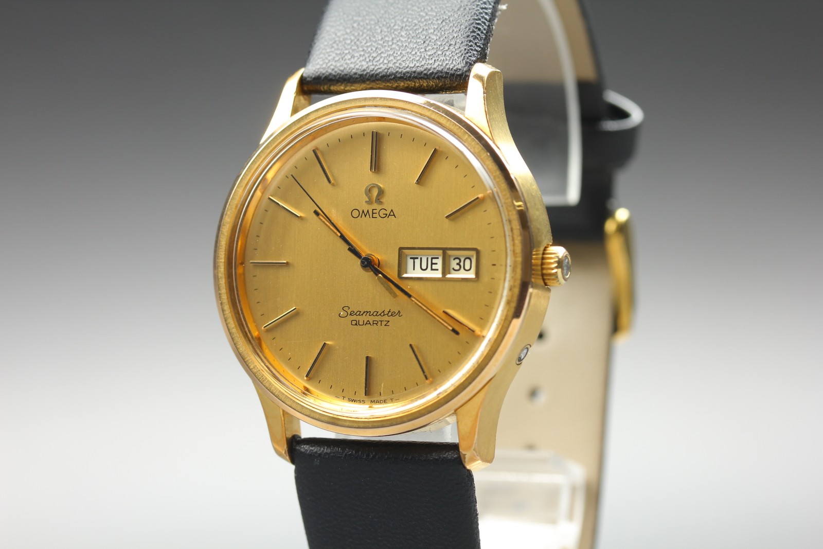 Vintage 1977 OMEGA Seamaster Mens Watch Cal.1345 Ref.196.0107 Quartz From Japan