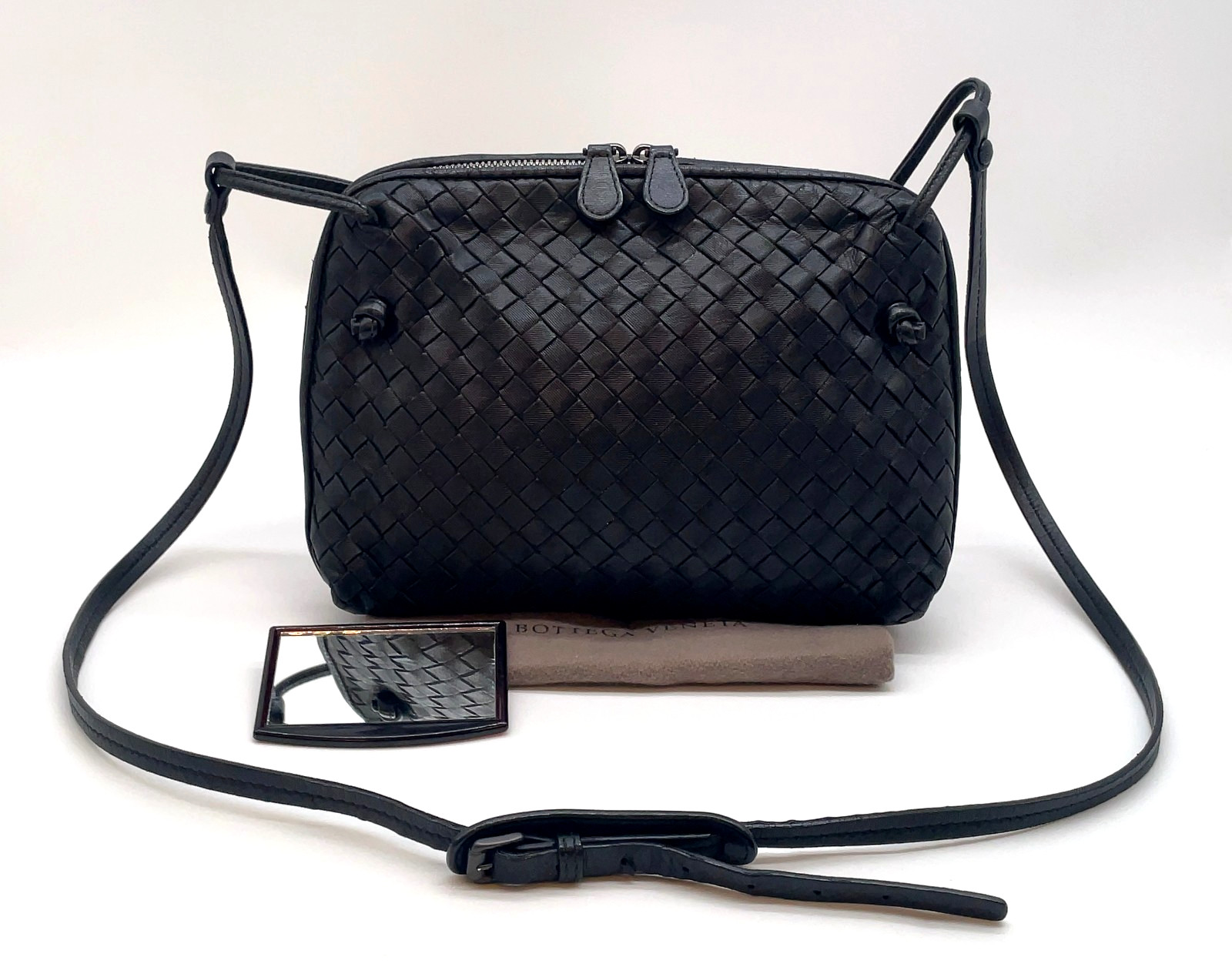 Bottega Veneta Nodini Intrecciato Leather Black Shoulder Bag W/Mirror/D NS100064