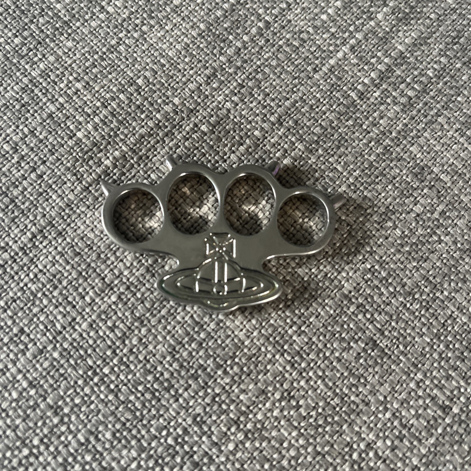 Vivienne Westwood Vintage Rare Knuckle pendant Silver Tone
