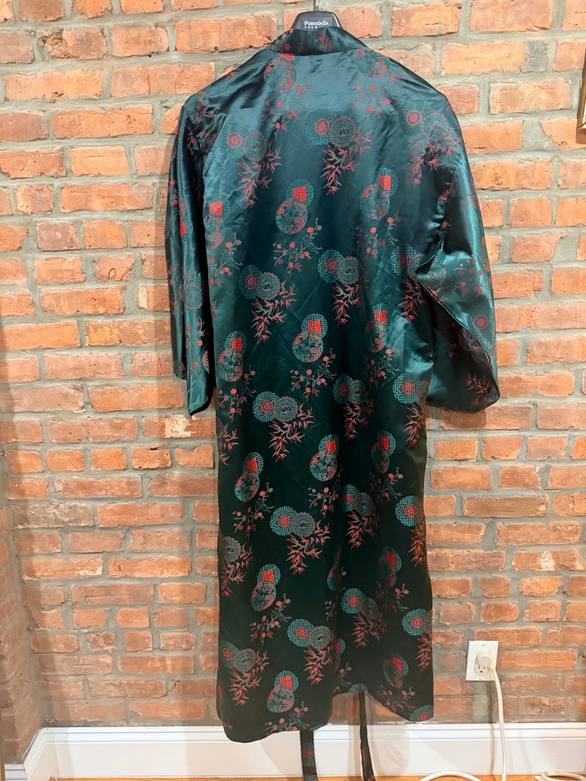 Vintage Green Kimono Robe — Red Japanese Motifs — Size L