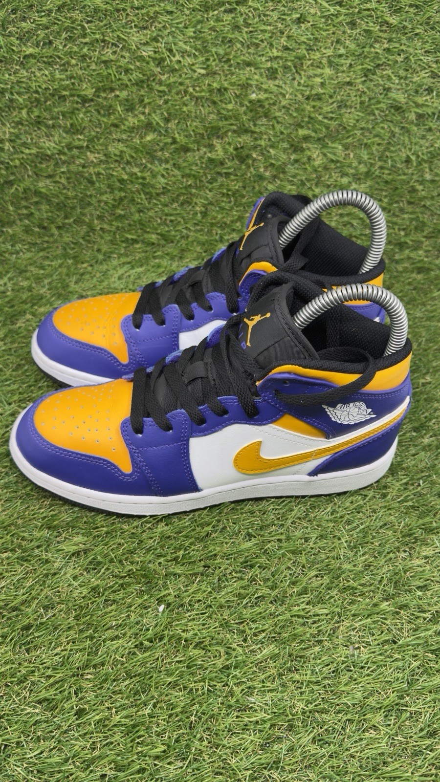 Nike Air Jordan 1 Mid Lakers Purple University Gold Retro DQ8424-517 Kids 4Y