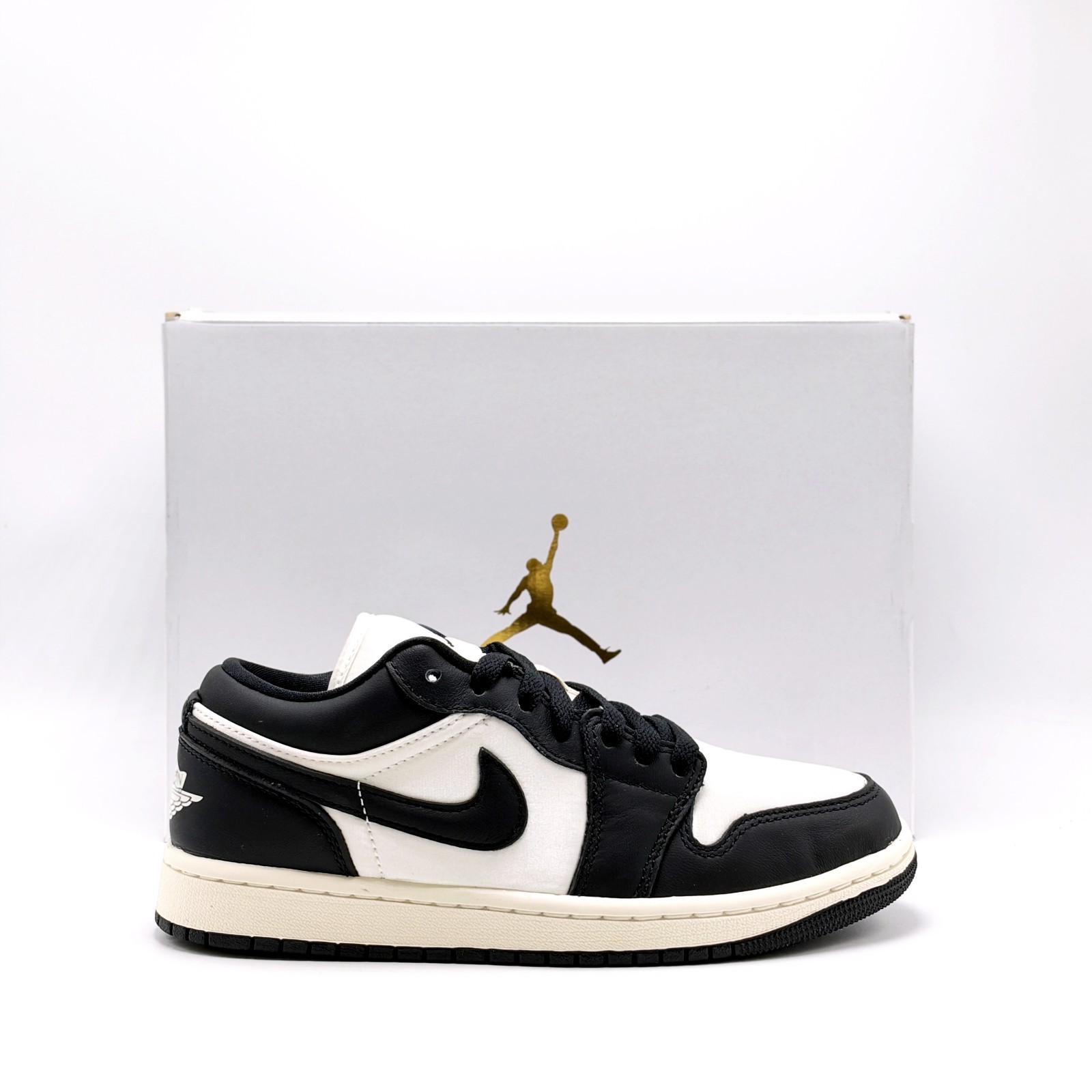 *NEW* WOMEN Nike Air Jordan 1 Low SE 'Vintage Panda' SAIL / BLACK (FB9893 101)👍