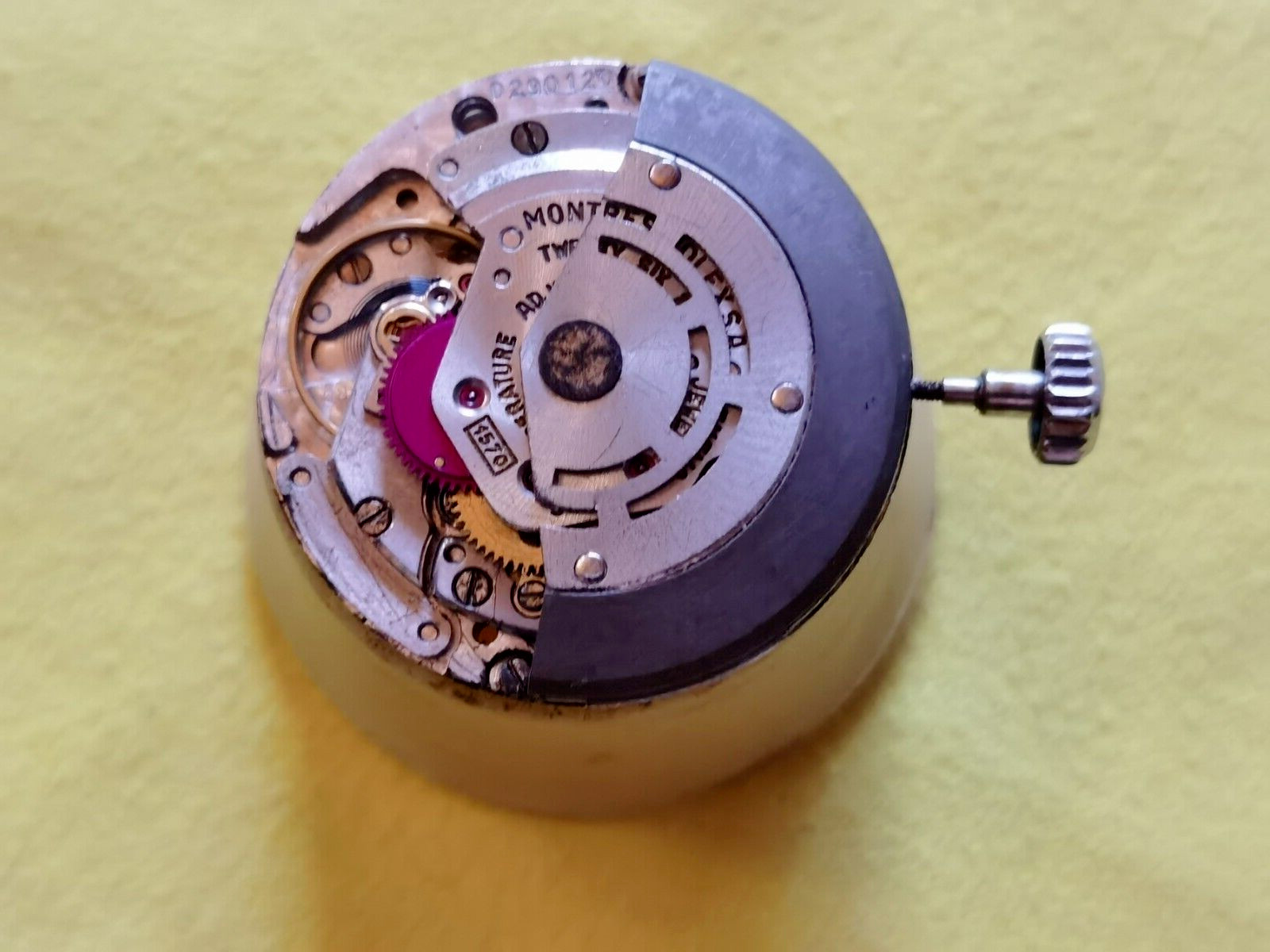 ROLEX SUBMARINER 1570 MOVEMENT WORKING VTG.SERVICED.