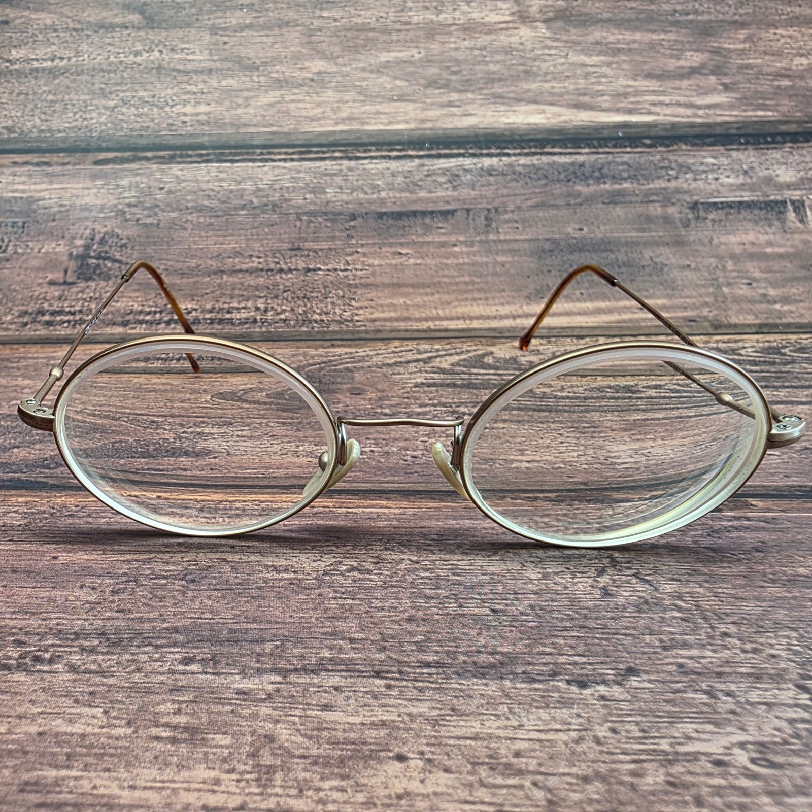 Giorgio Armani 642-V 816 Gold Oval Eyeglass Frames Italy 47-19-140 Vintage Mens