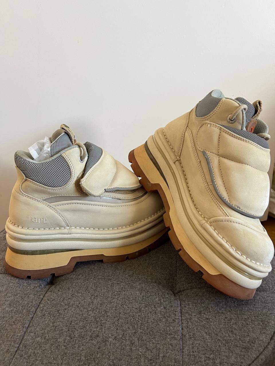 RARE Vintage 90s The Art Company Platform Boots Beige Y2K Rave Cyber Shoes EU39