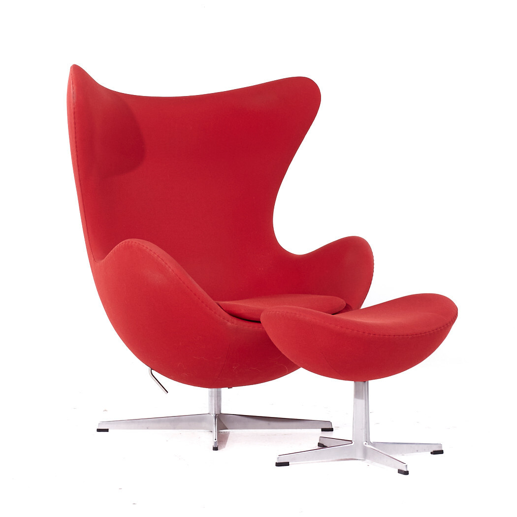 Arne Jacobsen for Fritz Hansen Mid Century Egg Chair with Ottoman