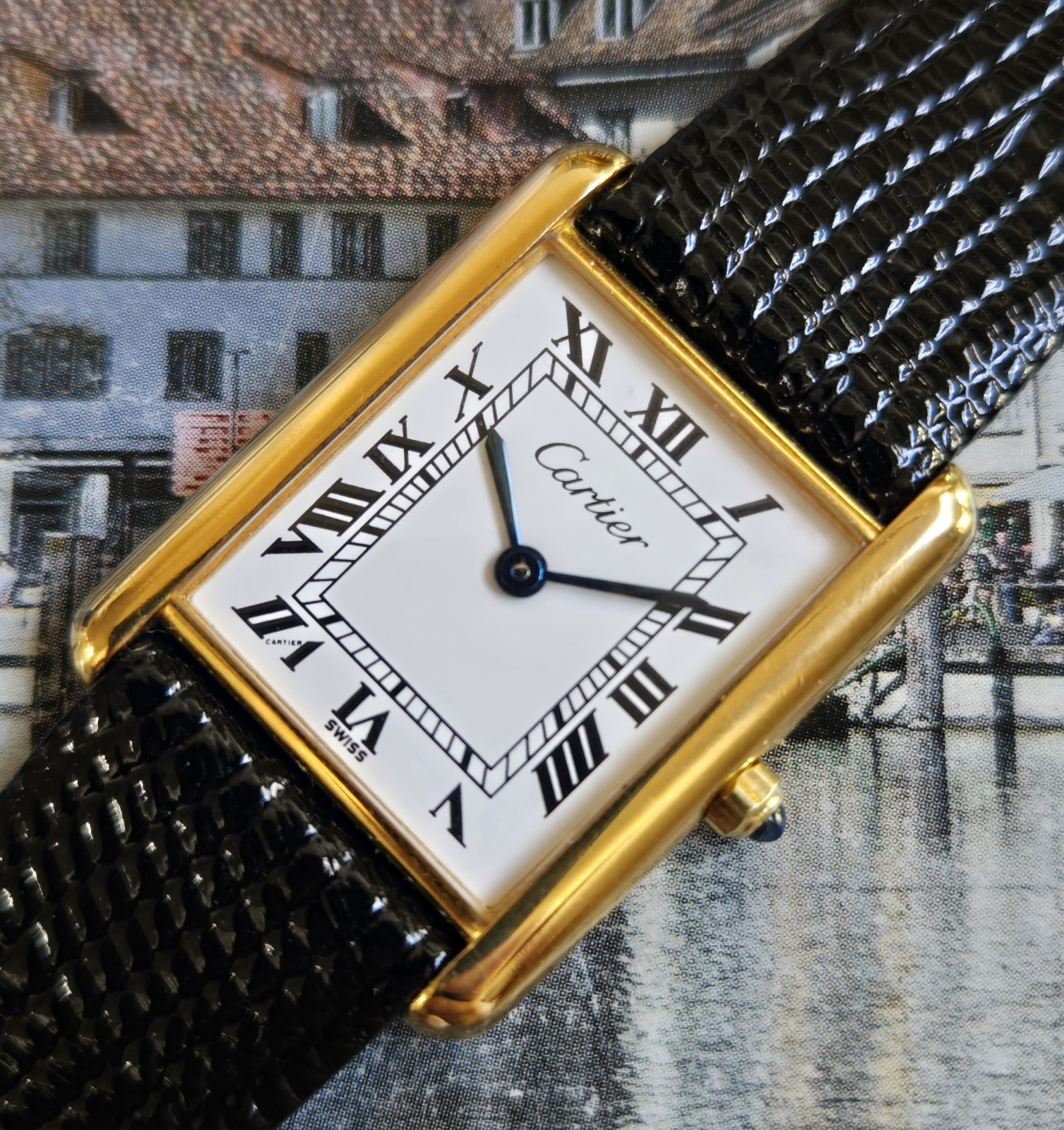 Unisex Vintage Cartier Tank Quartz 23mm Classic Clean & Chic