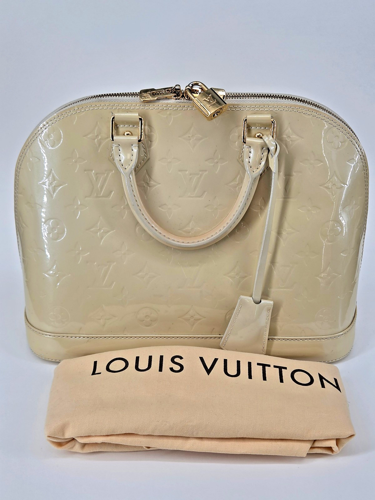 Louis Vuitton Alma PM Vernis Patent Leather Beige Handbag Authentic