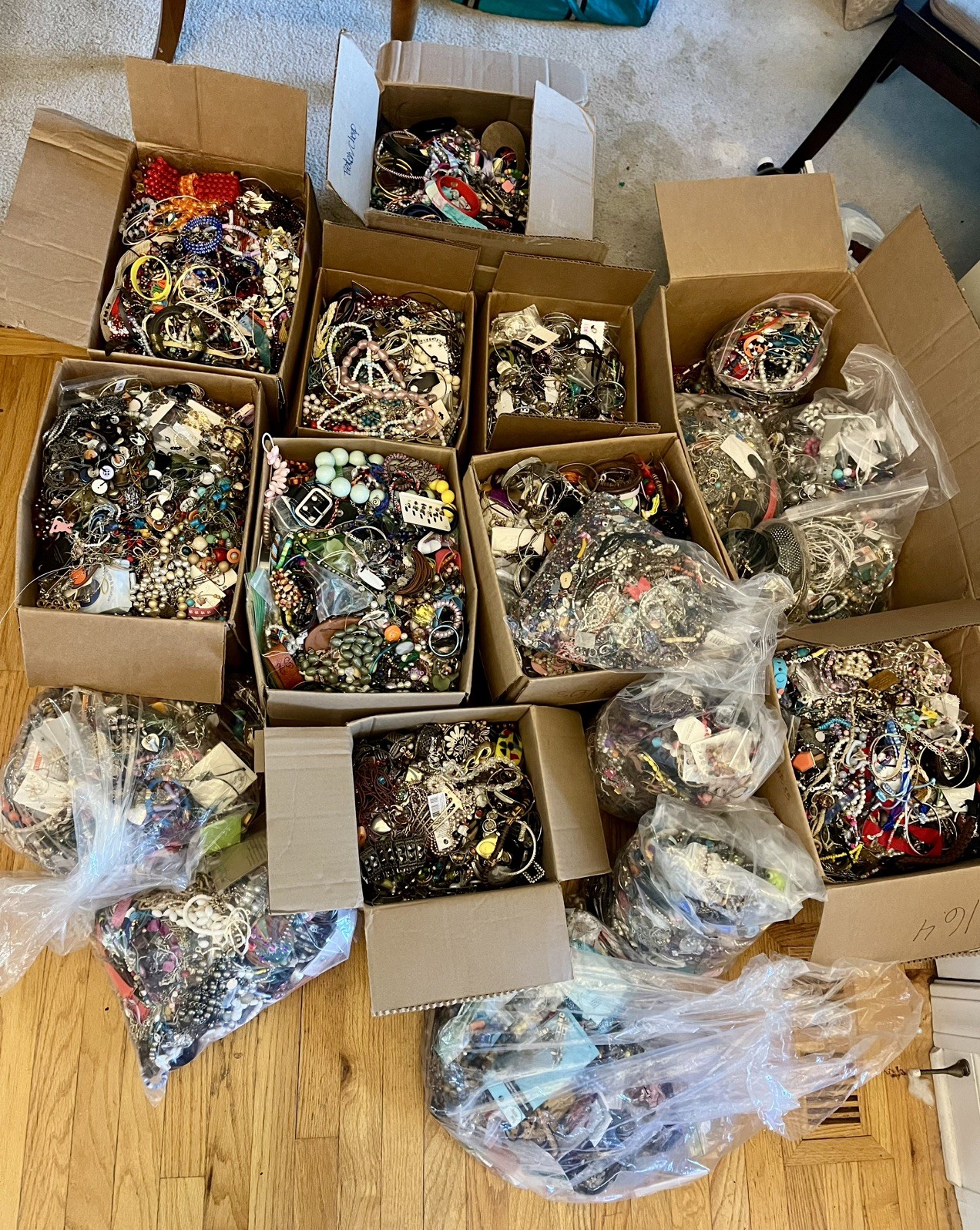 10 Pound Lbs Unsearched Huge Lot Jewelry VTG Vintage Modern Junk & Wear Tangled