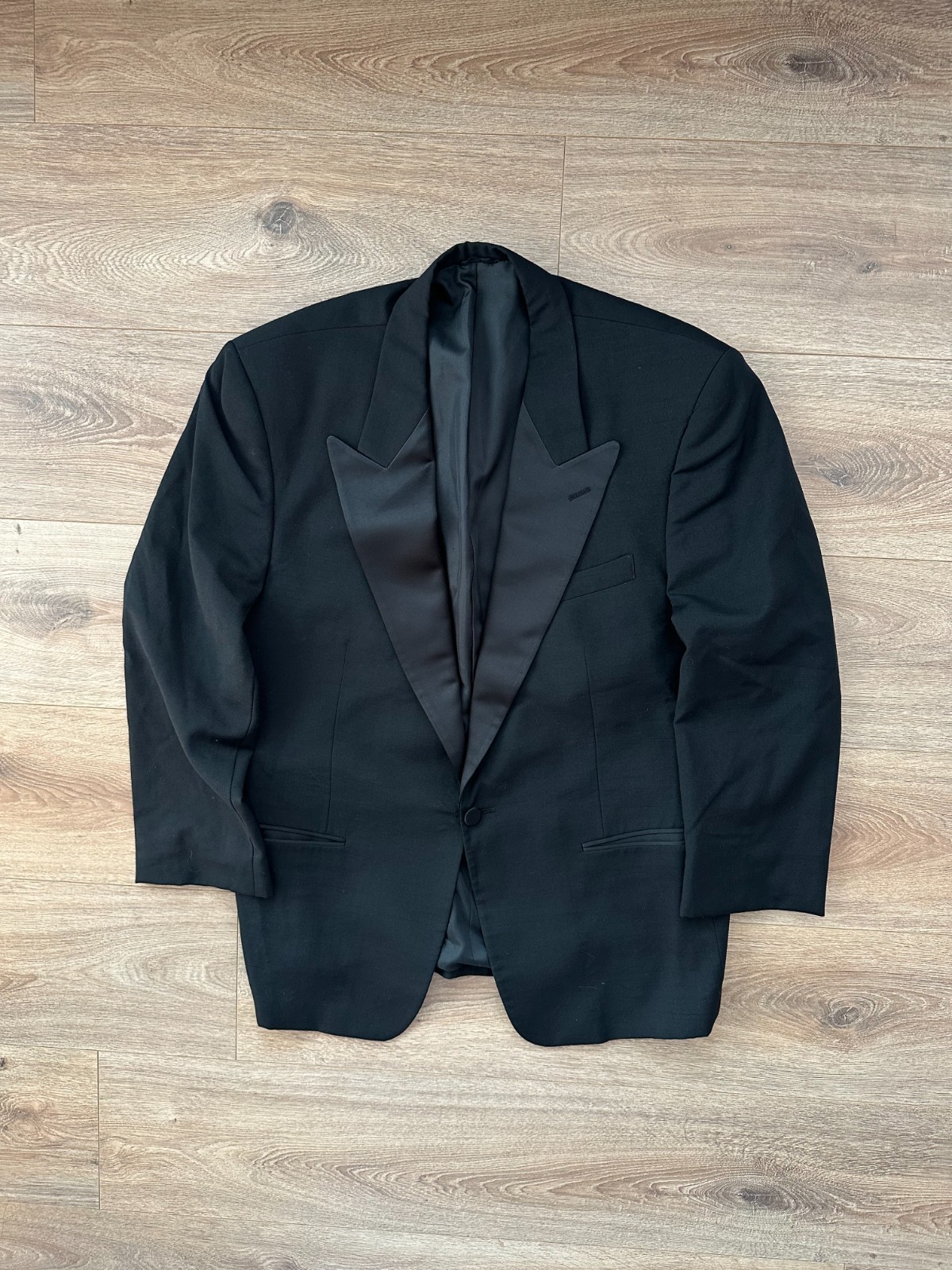 Vintage YSL Yves Saint Laurent Short Tuxedo Wool Blazer