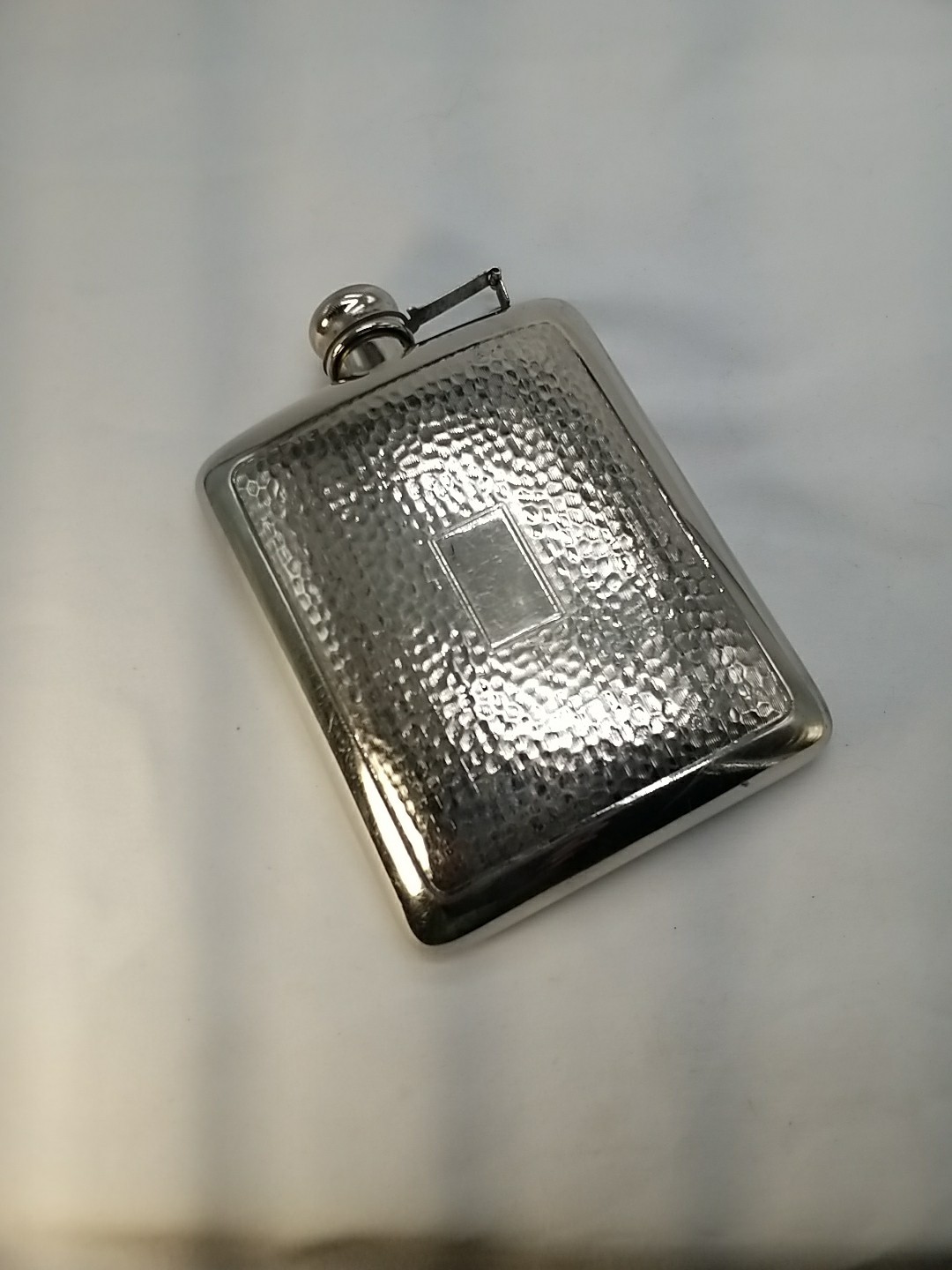 Vintage Art Deco Hip Flask Pinstripe Engine Turned Silver Tone Cork Seal Captive