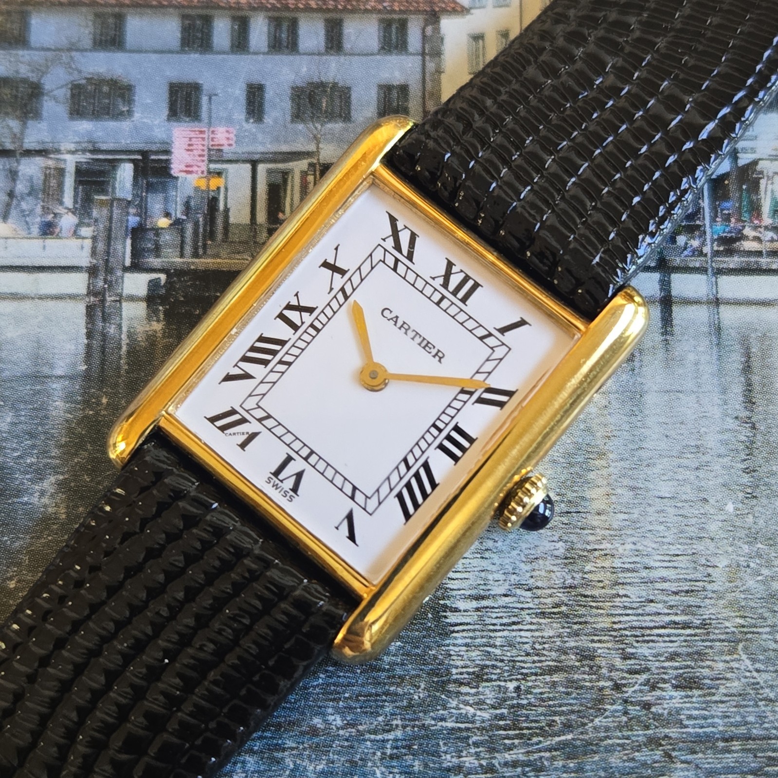 Cartier Tank Unisex 1970s Vintage Manual Wind 23x31mm Clean Classic Chic.