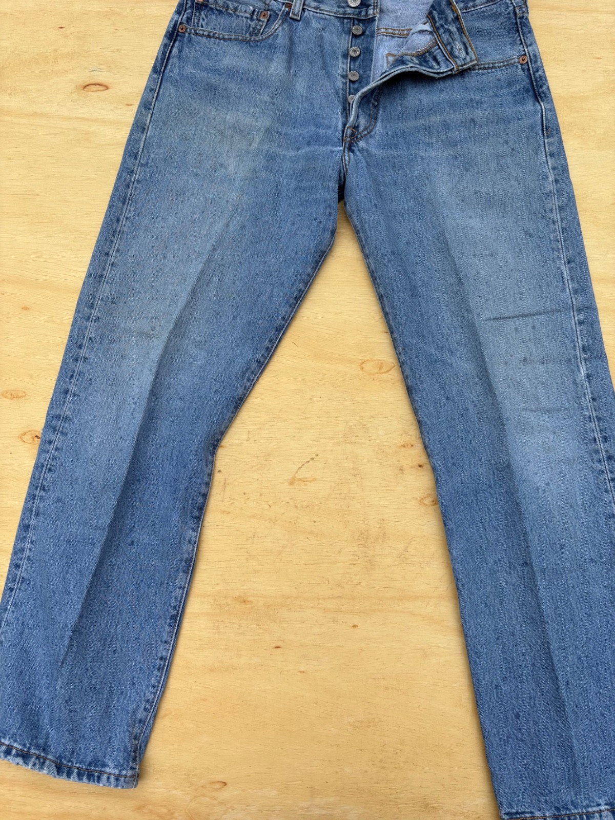 vintage Levis 501 Mens 2002 33x30 jeans