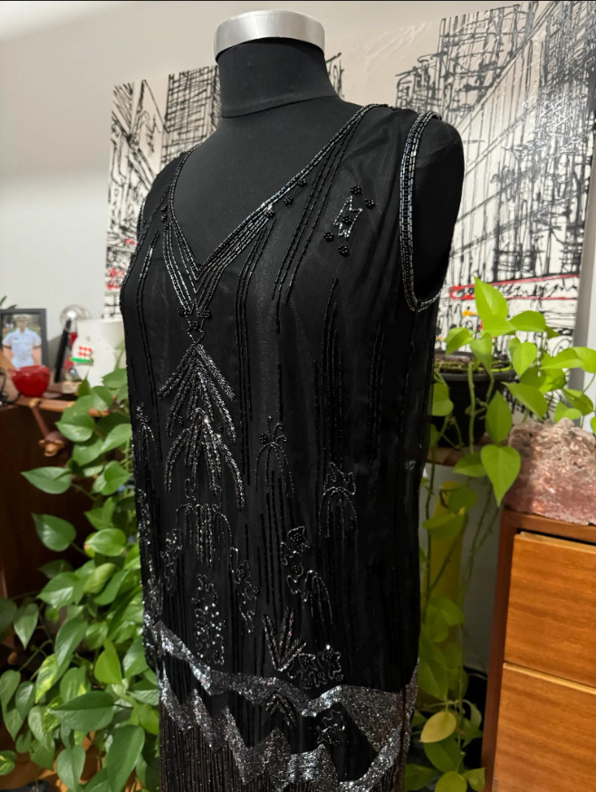 Black Sequin Beaded 1980's Flapper Dress Medium Fit Good Condition Vintage