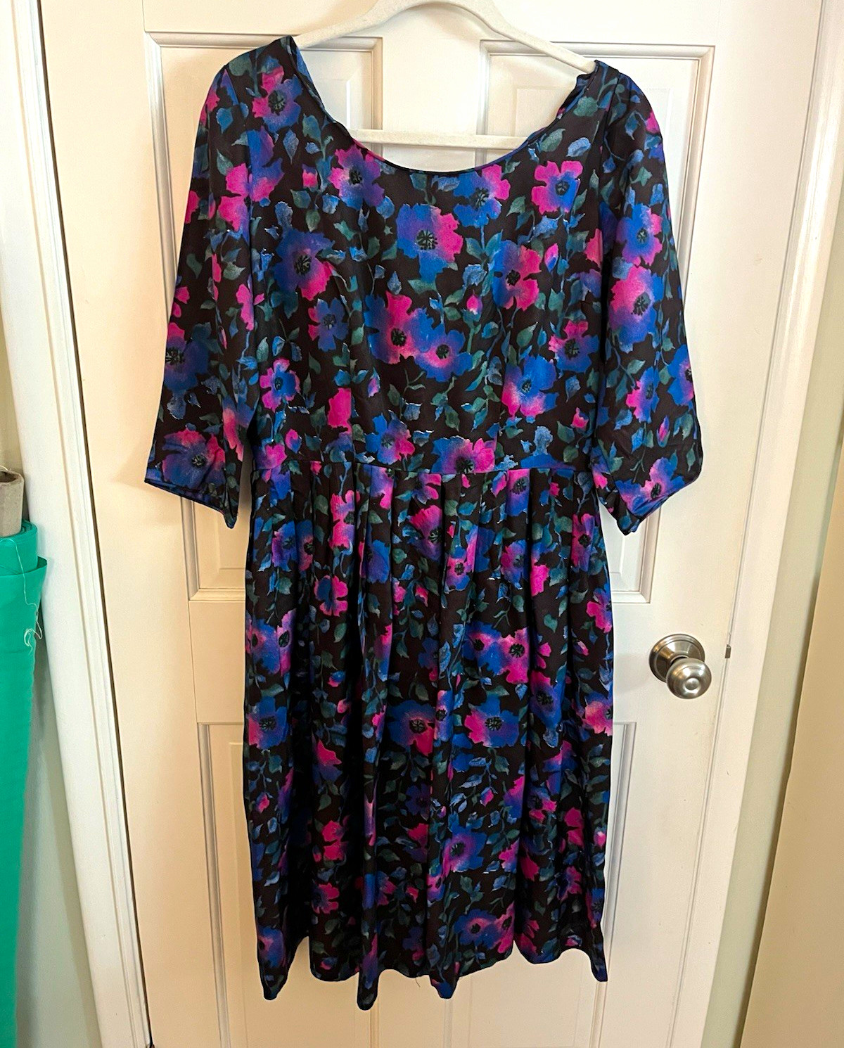 Vintage 1960s Cocktail Dress Floral 30” Waist 3/4 Sleeve Colonial Miss