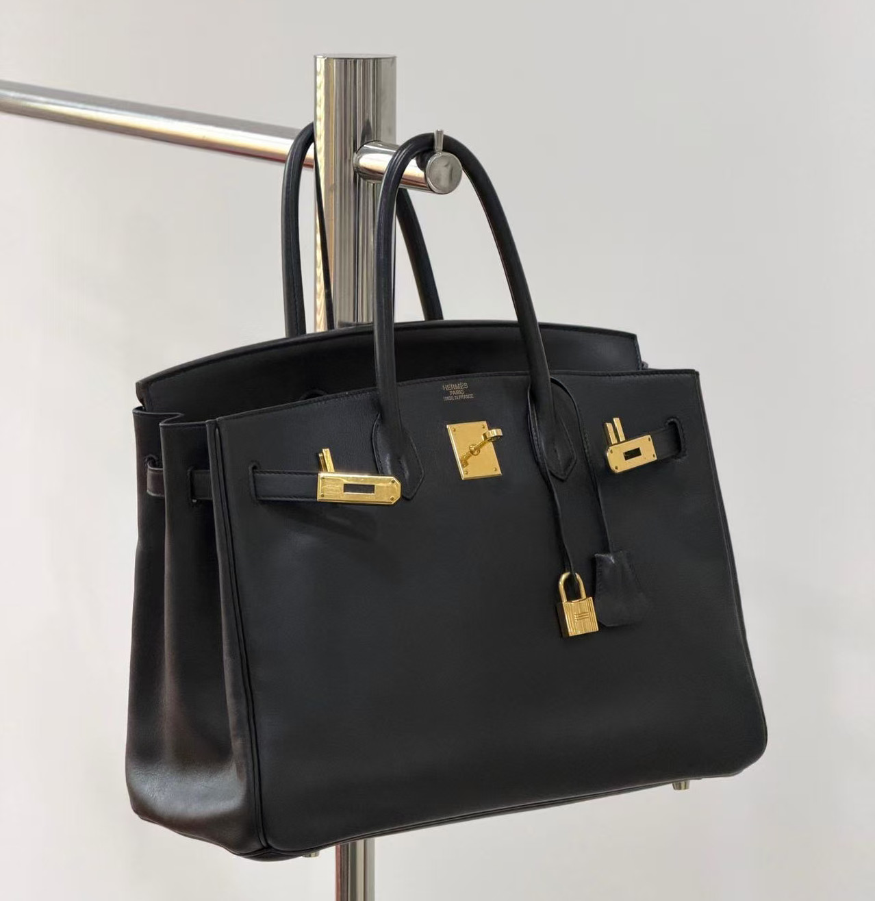 Auth Hermès Birkin 35 Handbag Black Swift Leather Gold Hardware Vintage-