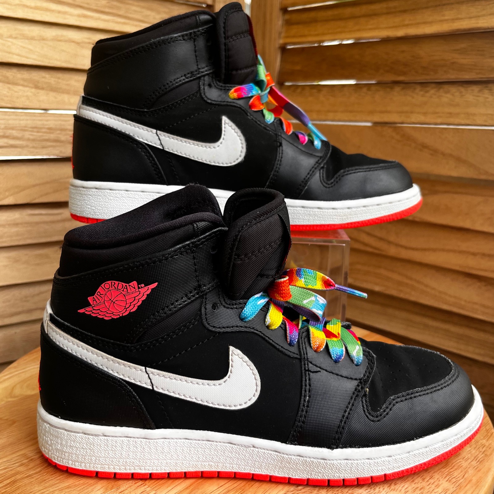 🔥Nike Air Jordan 1 Retro High GG Hot Lava White 332148-028 3.5Y Rainbow Laces