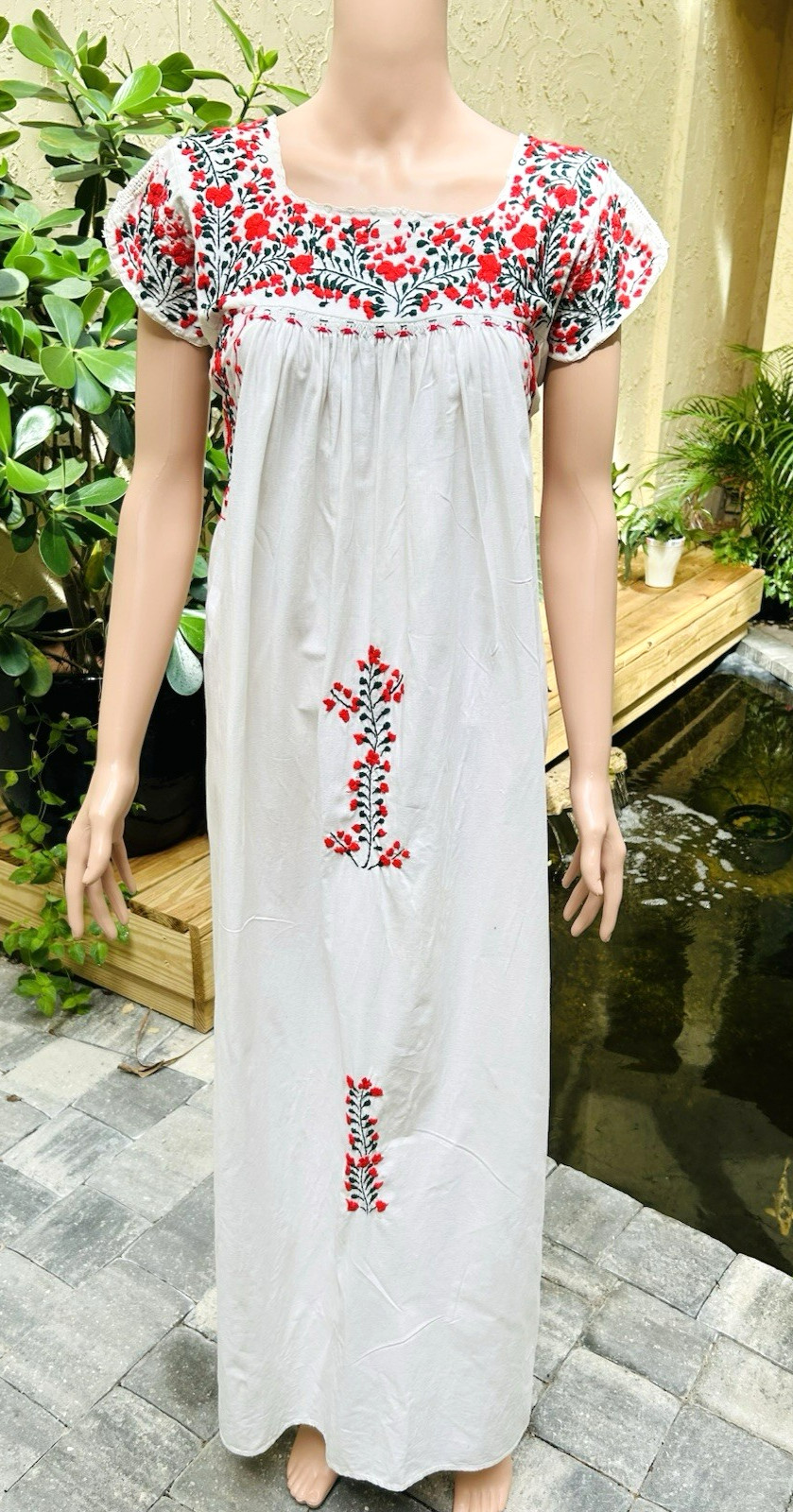 VTG 70s Mexican Oaxacan Floral Embroidered Cotton Maxi Dress Hippie Boho
