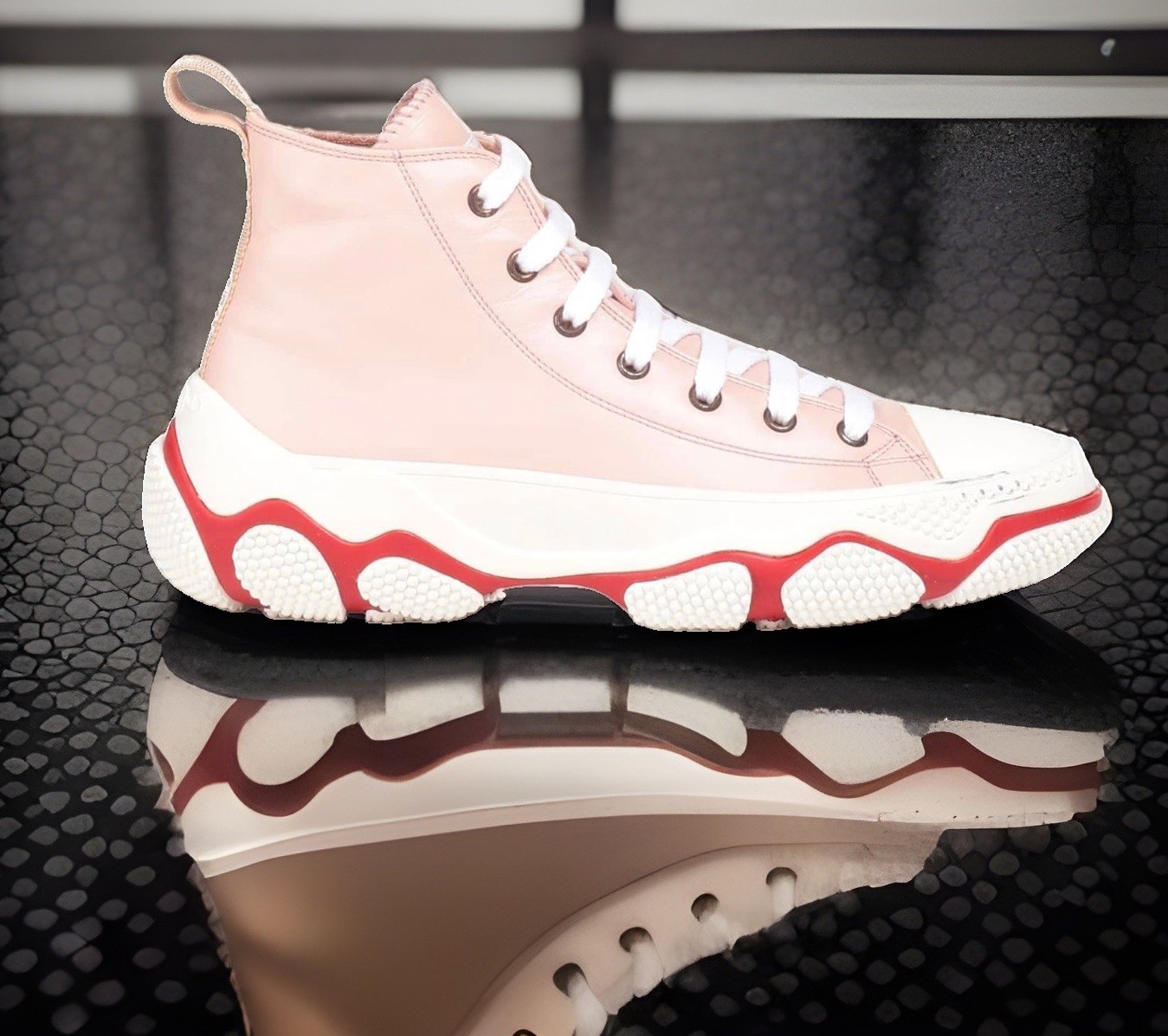 RED by Valentino Garavani Leather Antique Rose Sneakers Hightop Italy US7 EU37
