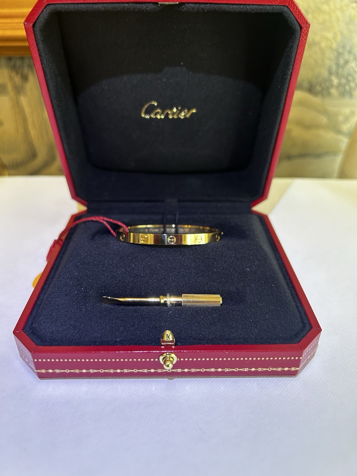 Cartier Love Bracelet, 18kt gold, Medium, Size 15cm. Brand New/Never Worn