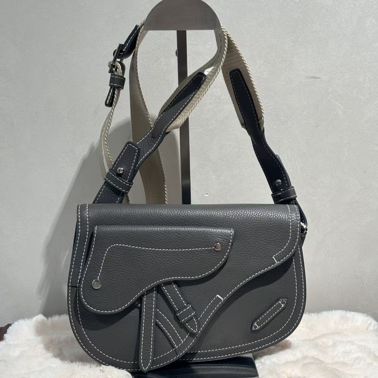 Christian Dior Vintage 2002 Double Saddle Leather Shoulder Bag Black Stitch