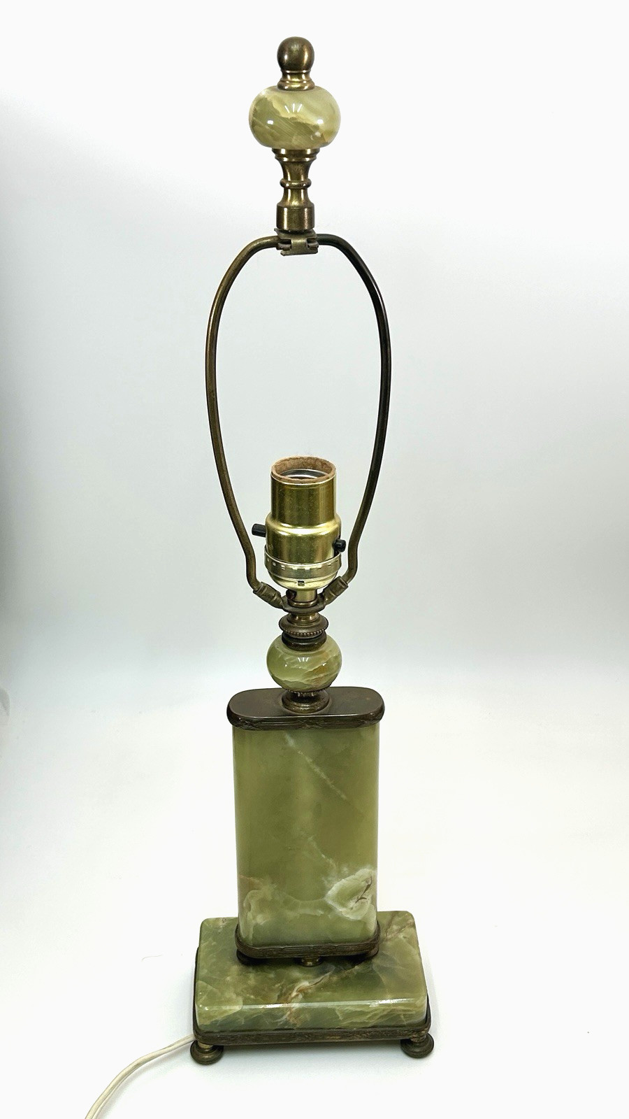 1930s Art Deco Green Onyx Brass Footed Boudoir Table Lamp Works 20½″ VTG