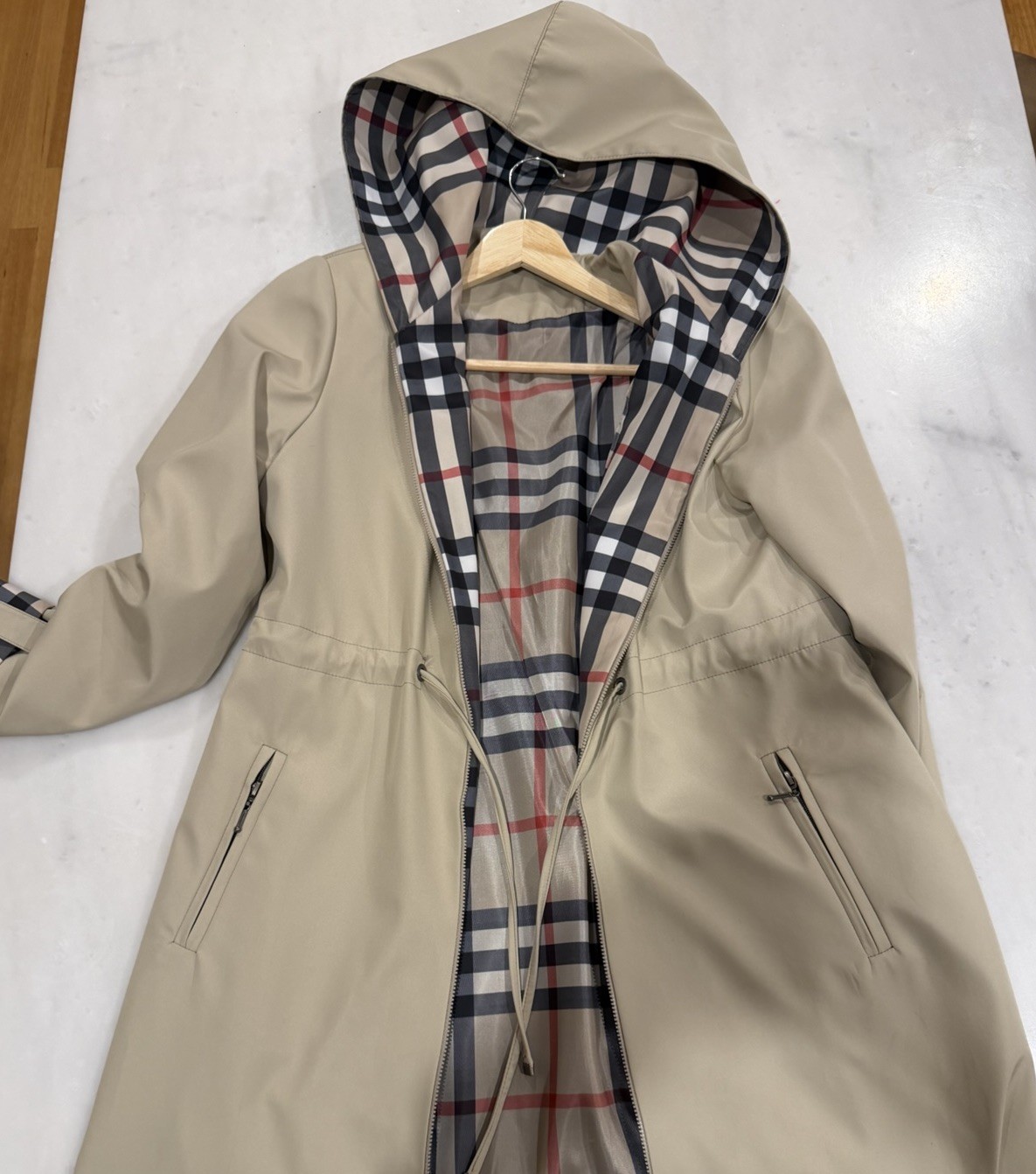 Burberry London Womens Trench Coat  Beige L 