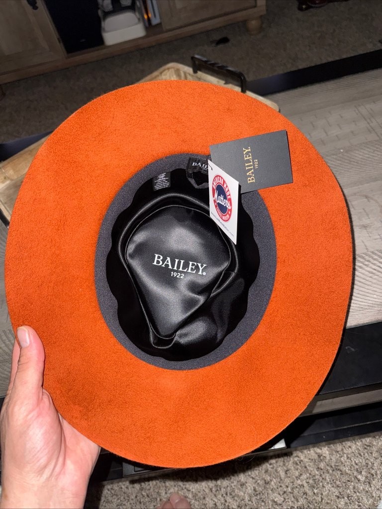 Bailey 1922 Orange Felt Fedora Hat