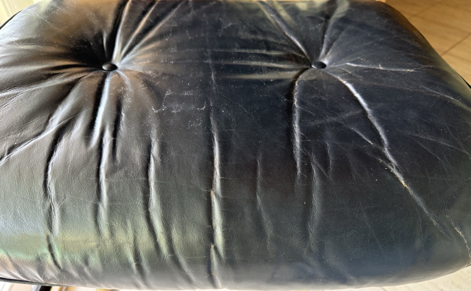 VINTAGE HERMAN MILLER EAMES LOUNGE CHAIR SEAT CUSHION - MINT !!