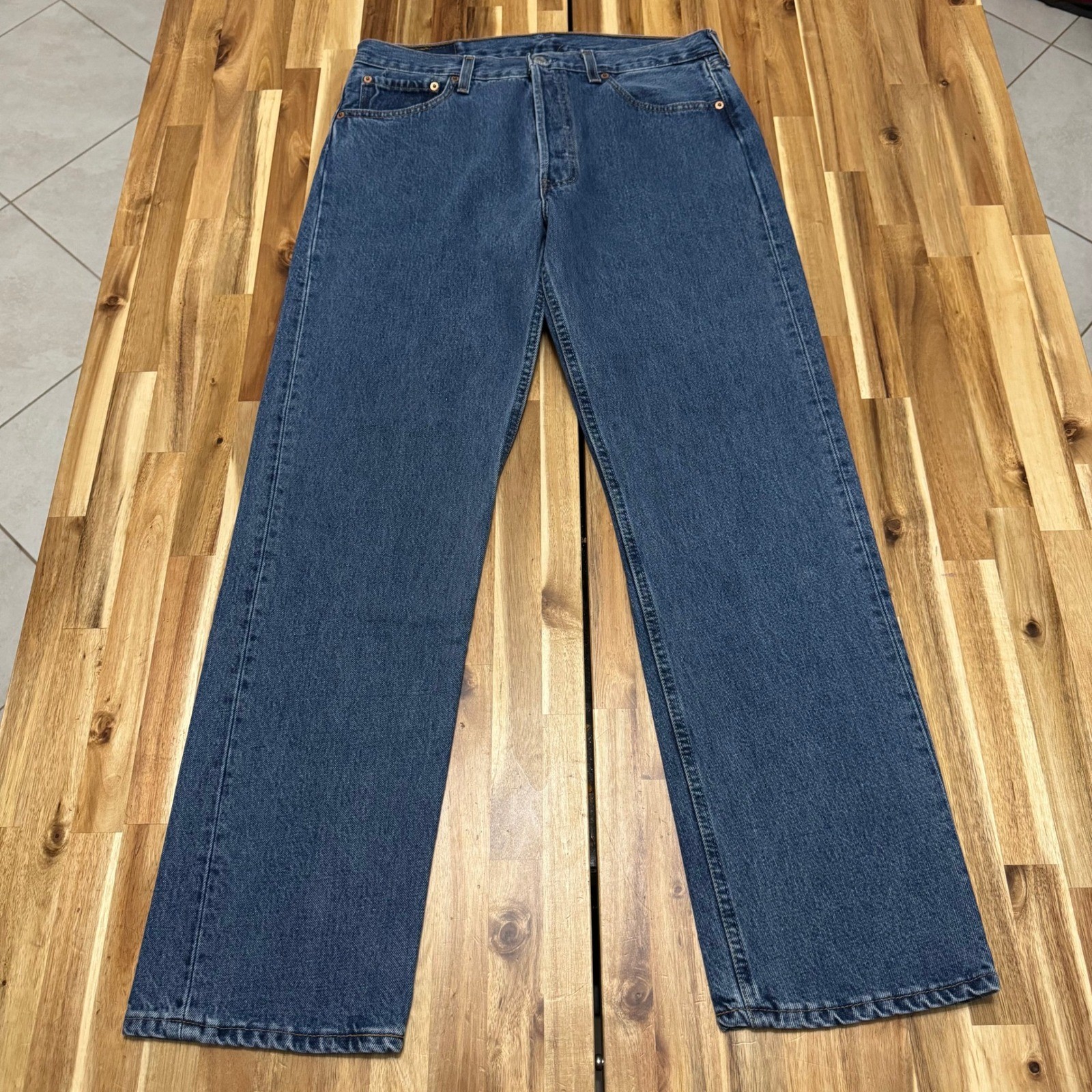 Levis 501 Jeans Mens 34x32 Blue Button Fly Straight Denim Made in USA Vintage