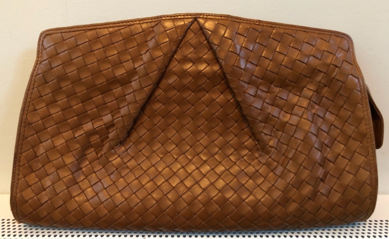 Bottega Veneta Intrecciato Leather Clutch Handbag