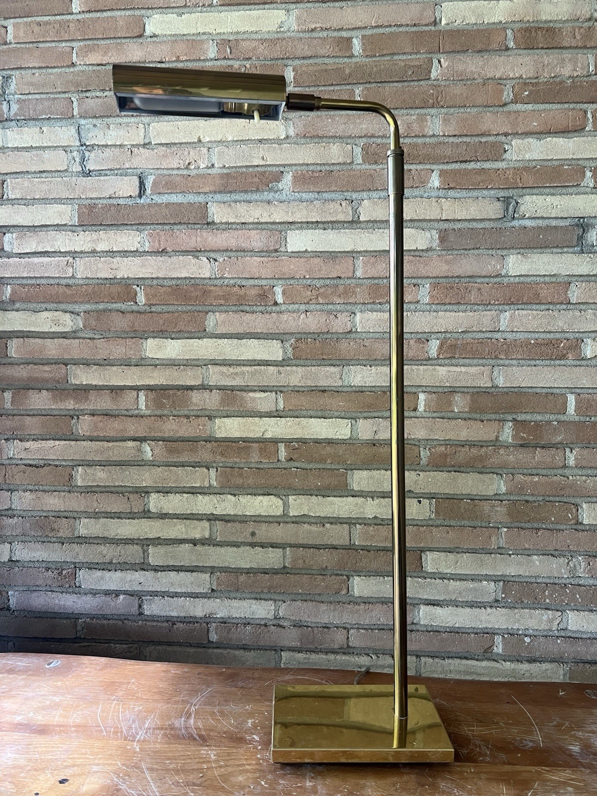 Vintage MCM Koch & Lowy 35”-47”Pharmacy Reading Floor Lamp w/ Swivel Head
