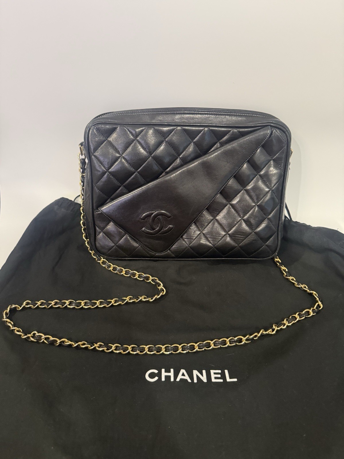 CHANEL Matelasse Chain Bag Vintage Lambskin Crossbody