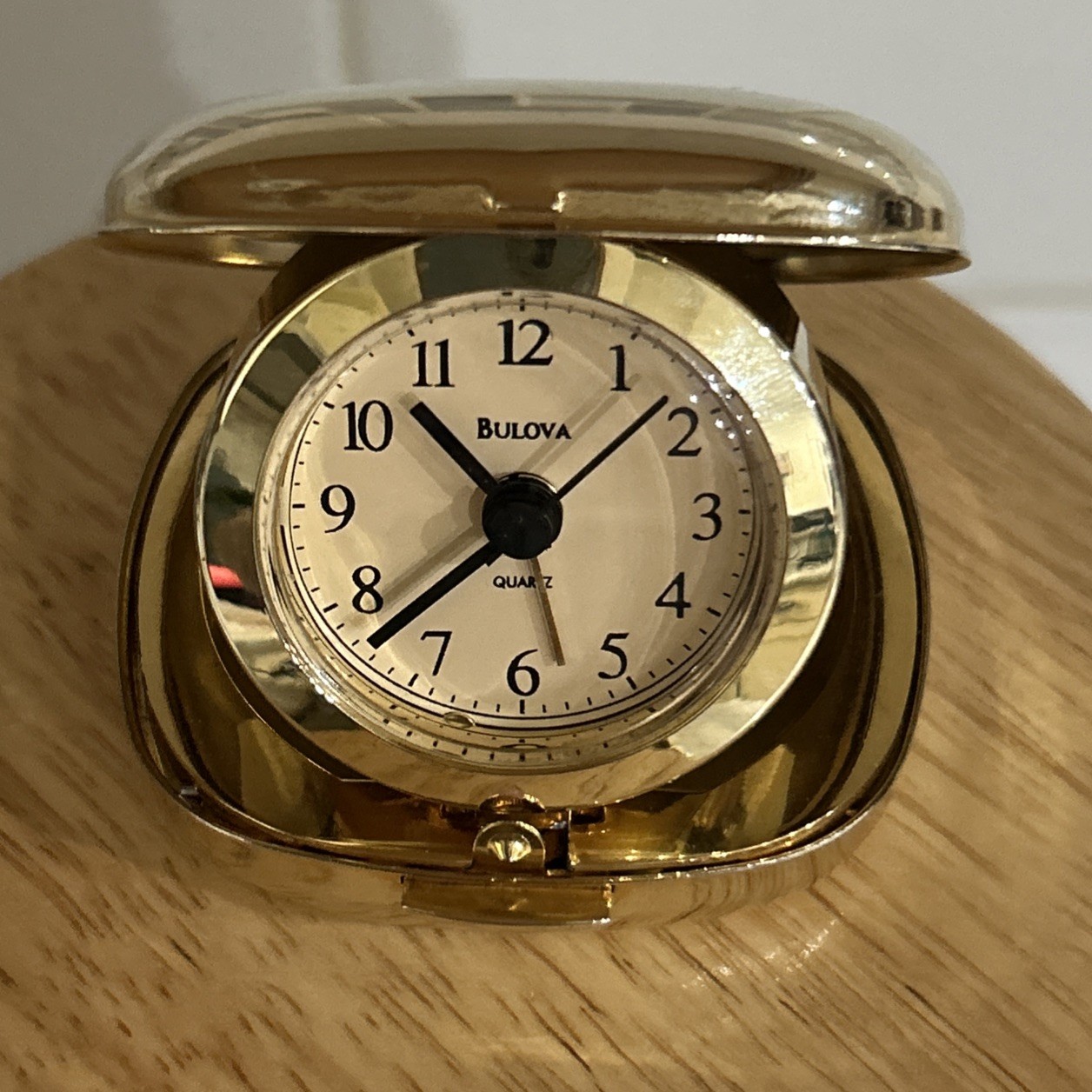 Small Vintage Bulova Folding Travel Alarm Clock Quartz. No Batttery