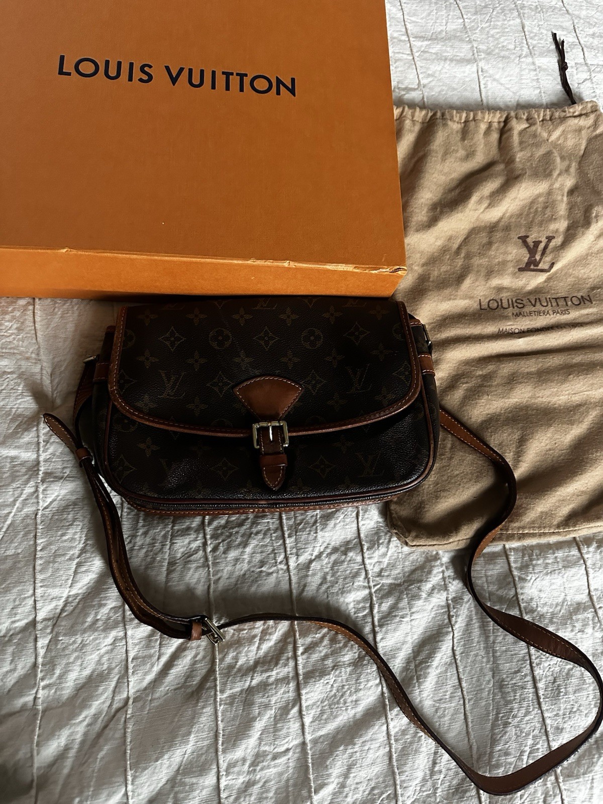 Vintage Louis Vuitton Sologne Crossbody Monogram Bag