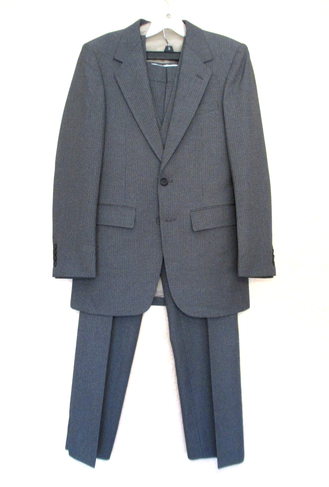 Vintage JCPenney 3 Three Piece Gray Pinstriped Men's Suit Size 36R Polyester