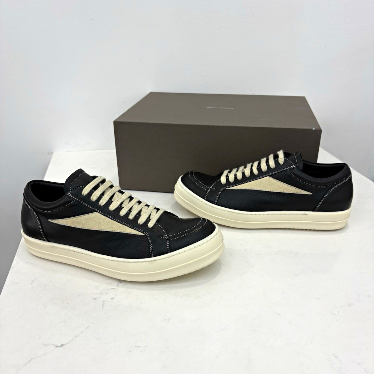 Rick Owens Vintage Sneaks Black/Milk Leather Lace-Up Sneakers Men's EU 41