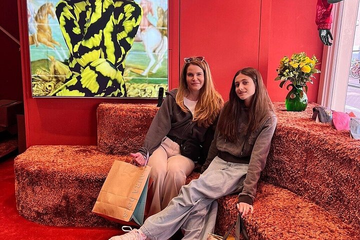 Private Amsterdam Shopping Tour with Fashion Expert Guide